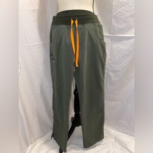 Figs straight leg small